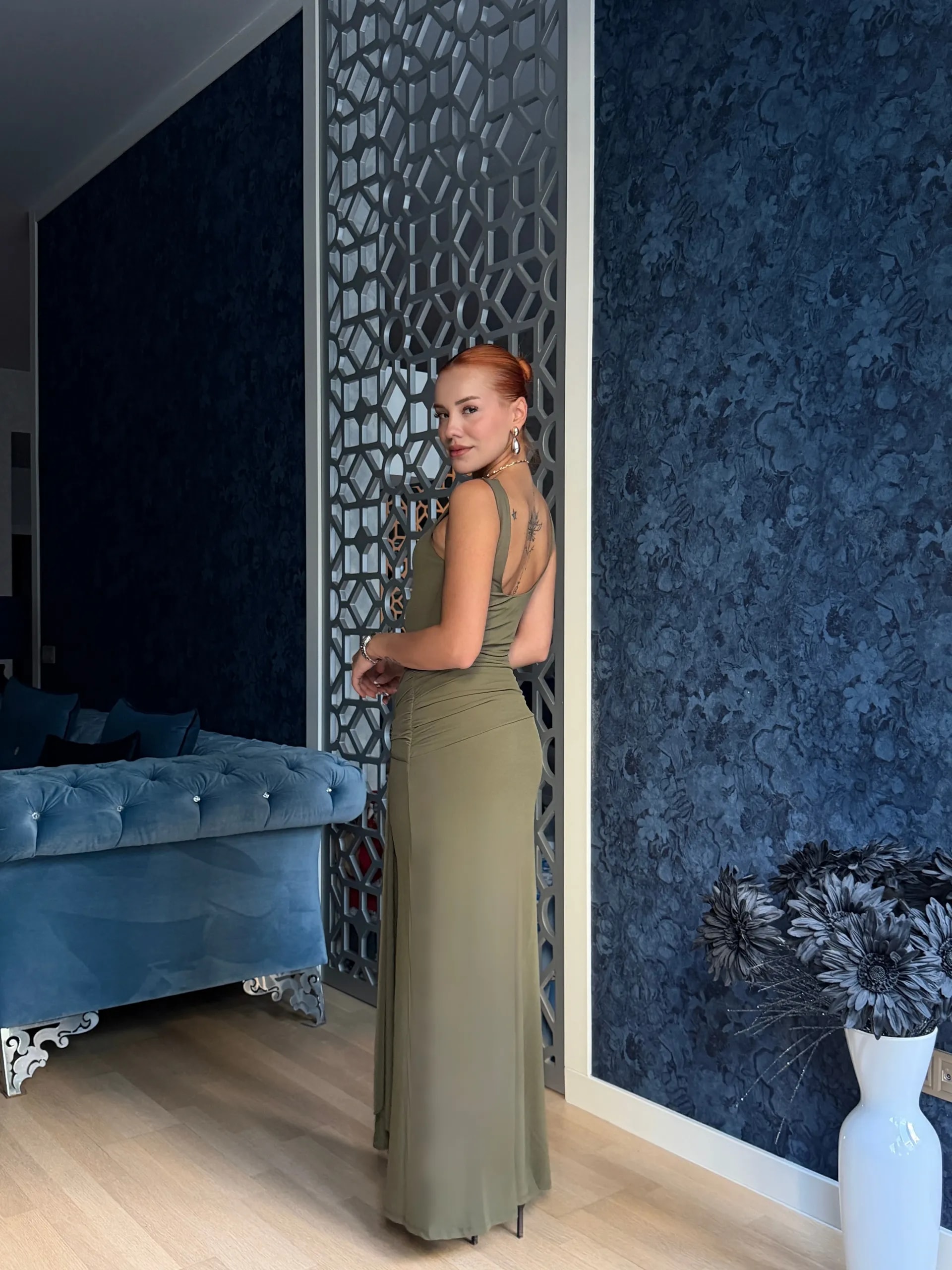 HAKİ BELDEN BAĞLAMA DETAYLI MAXİ ELBİSE hover